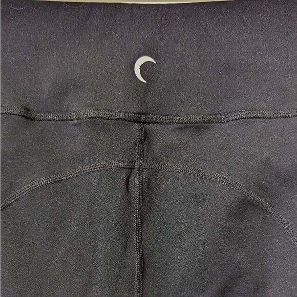 Zyia Active Luxe Yellow Stripe High Waist 7/8 Length Leggings - Picture 3 of 4